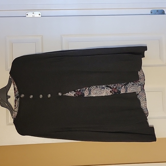 Button down back sweater - Picture 2 of 2